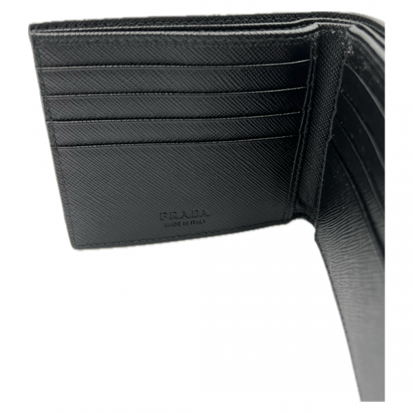 prada_saffiano_leather_wallet_5