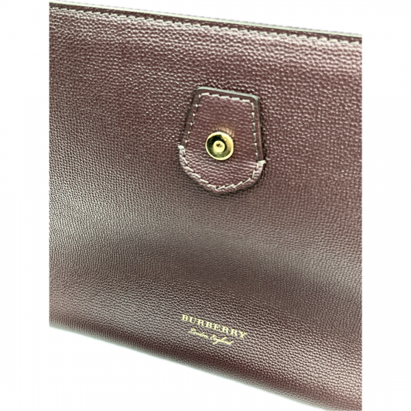 burberry_medium_camberley_tote_bag_7