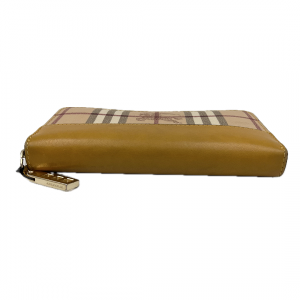 burberry_haymarket_check_ziparound_wallet_4