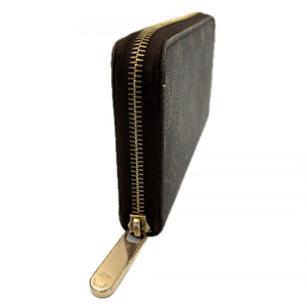 louis_vuitton_zippy_canvas_wallet_2